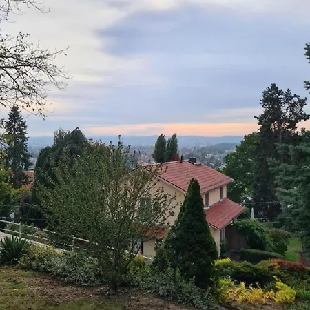 Gemuetliche In Niederpoyritz Mit Garten By Interhome * Dresda