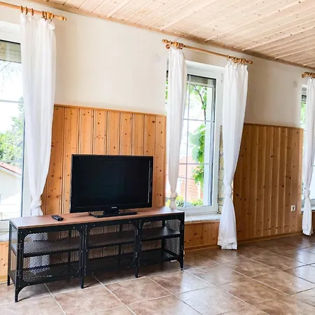 Apartament Gemuetliche In Niederpoyritz Mit Garten By Interhome *