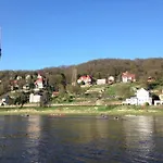 Gemuetliche In Niederpoyritz Mit Garten By Interhome * Drezno